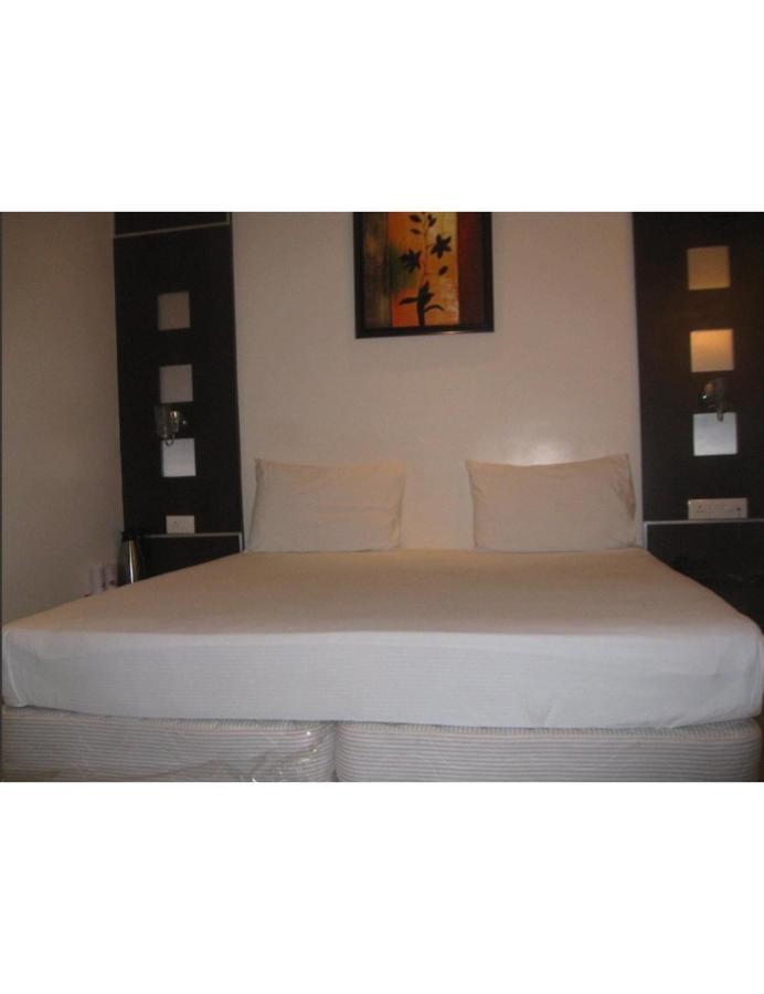 Hotel D Grand, Bareilly Luaran gambar